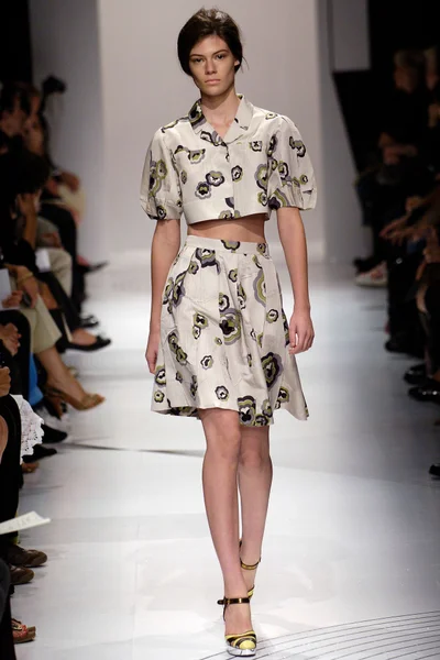 Look 40